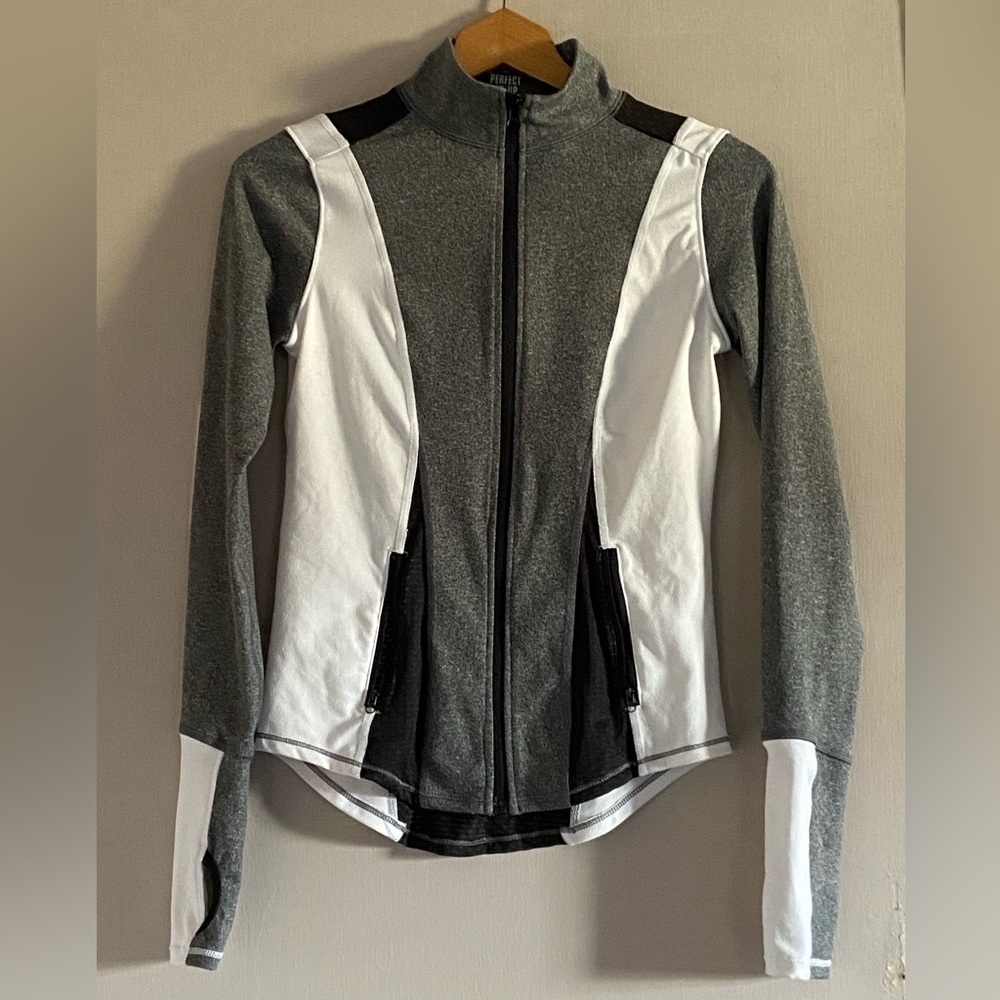 Women's Zip up